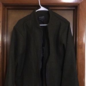 Olive green, long sleeves, great mens fit.